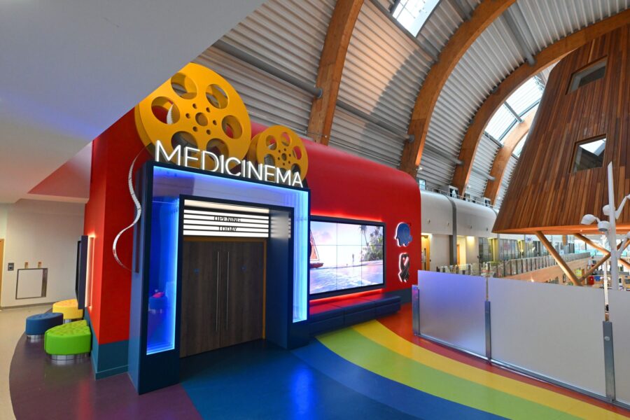 Medicinema_Front