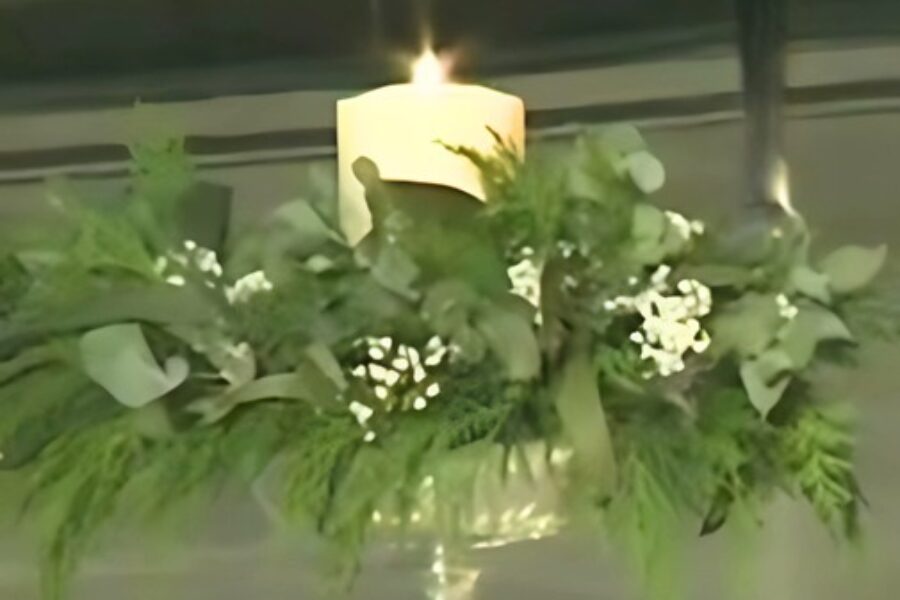 a remembrance candle