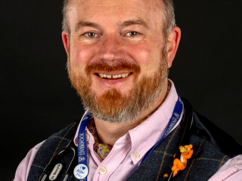 Professor Calum Semple photo