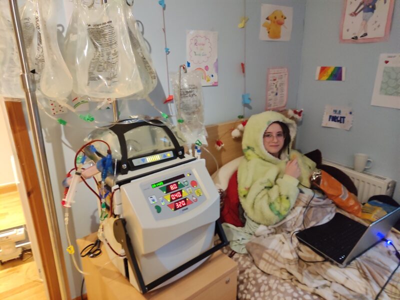 Monika on dialysis machine